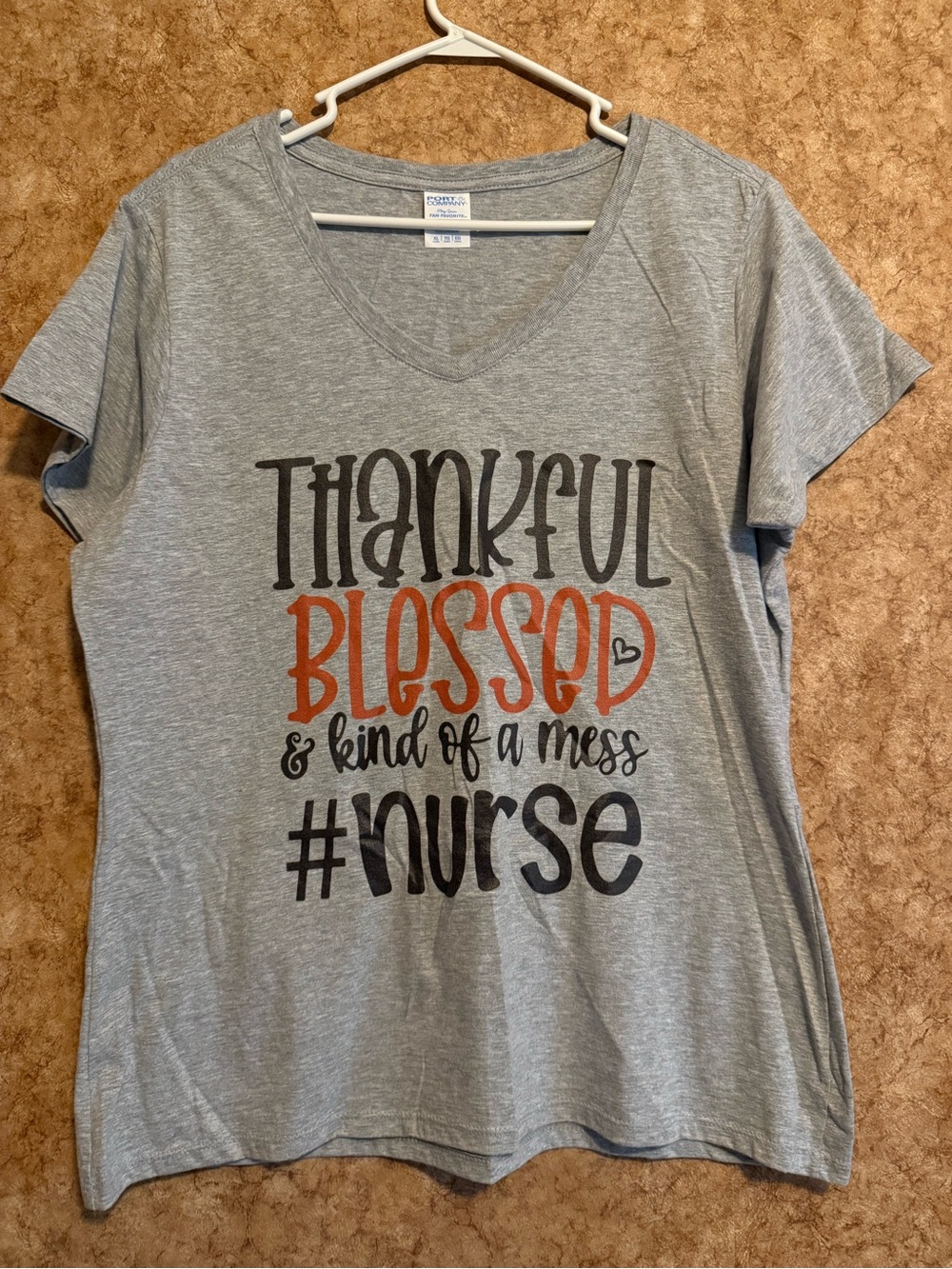 Thankful Blessed Nurse V-Neck Graphic Tee - Gray & Orange